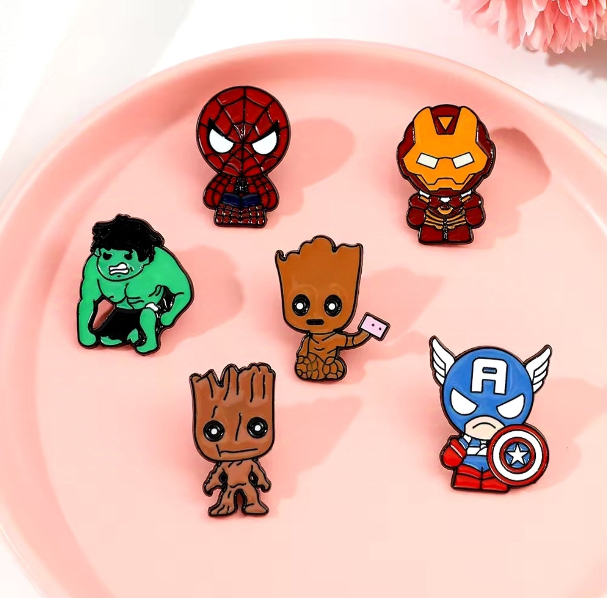Pins Broches Alfileres Insignias de Metal Para Ropa de Avengers 6uds.