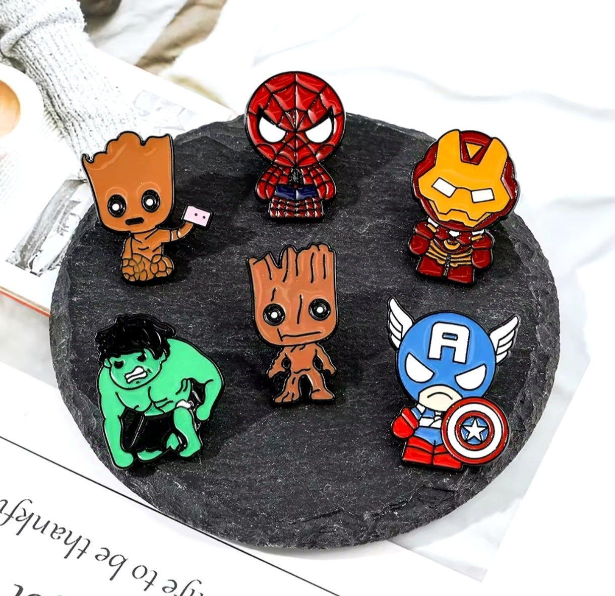 Pins Broches Alfileres Insignias de Metal Para Ropa de Avengers 6uds.