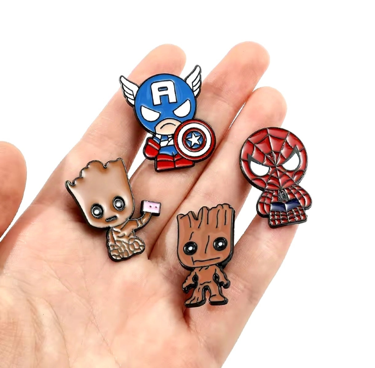 Pins Broches Alfileres Insignias de Metal Para Ropa de Avengers 6uds.