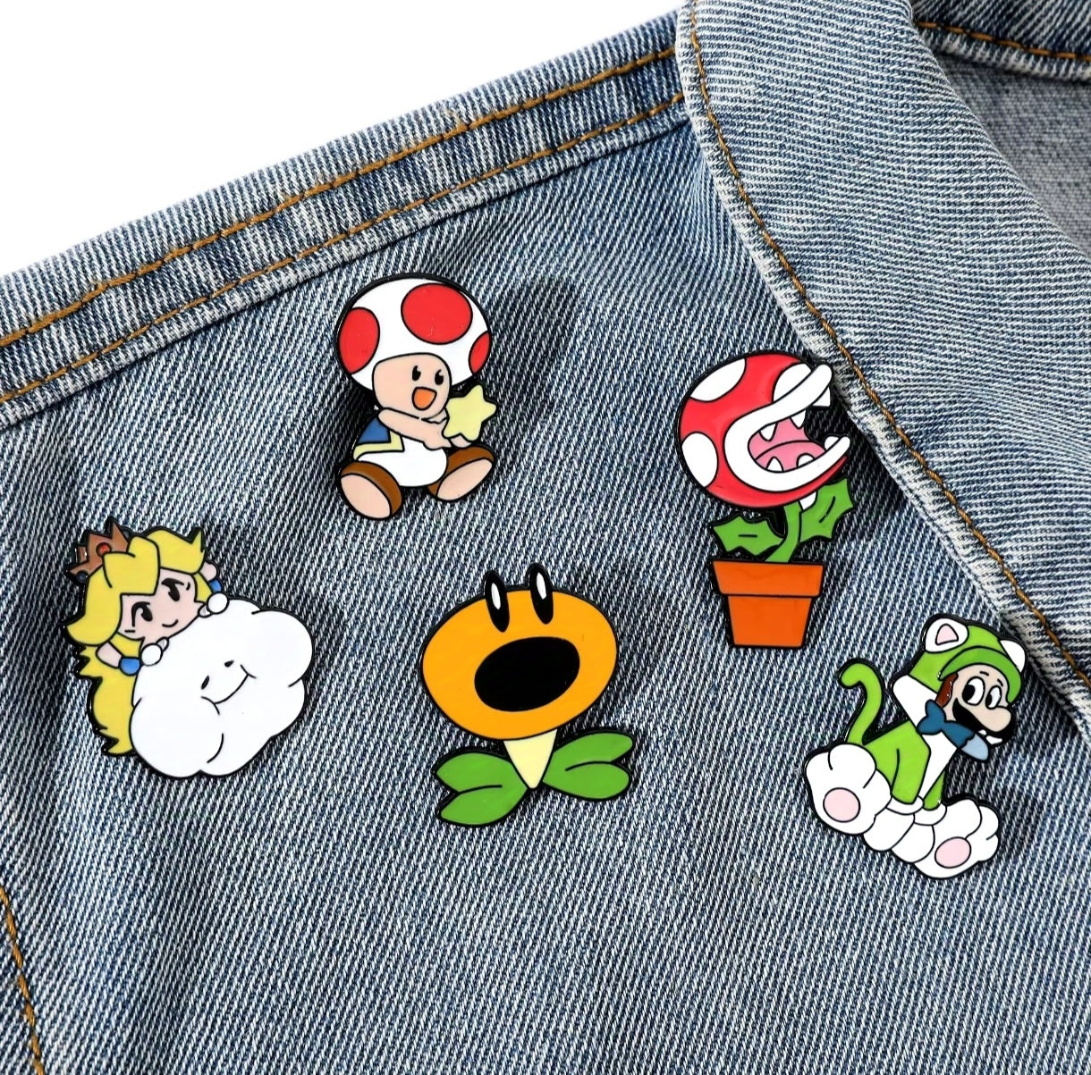 Pins Broches Alfileres Insignias de Metal Para Ropa de Super Mario Bros 5uds.