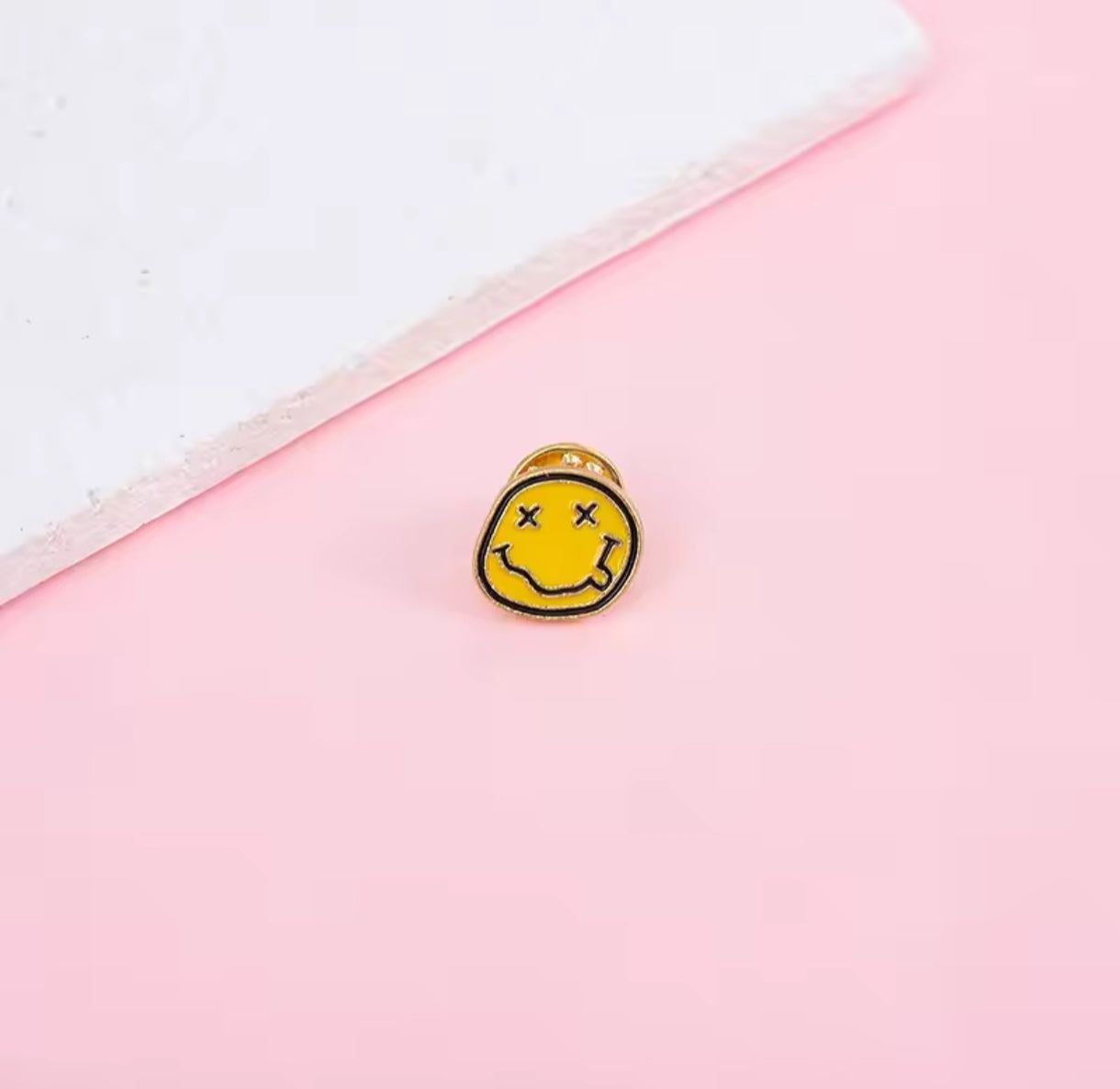Pin Broche Alfiler Insignia de Metal Para Ropa de Emoticon Smile Carita Feliz