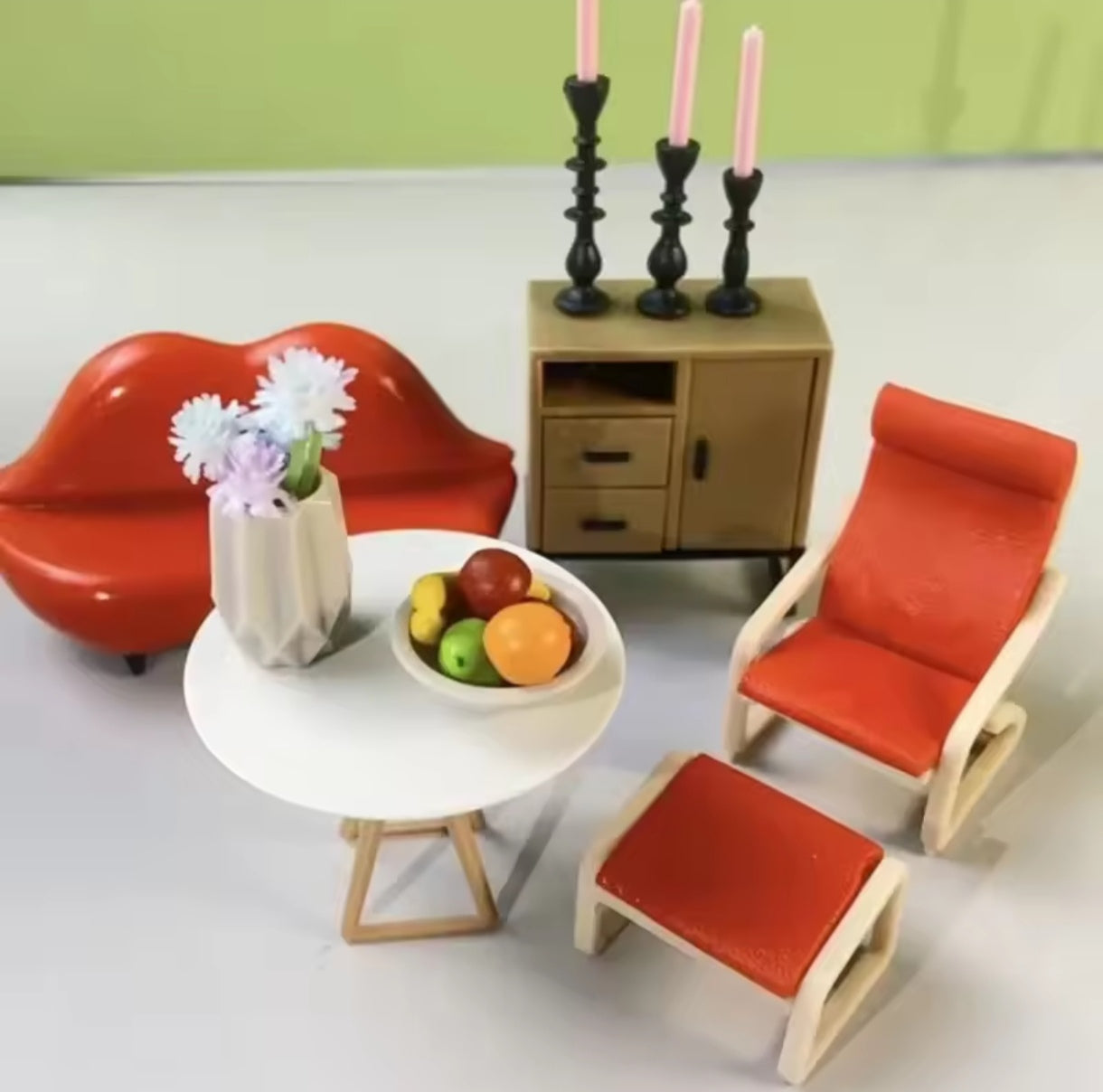 Bola Zuru Mini Brands Home 5 Sorpresas