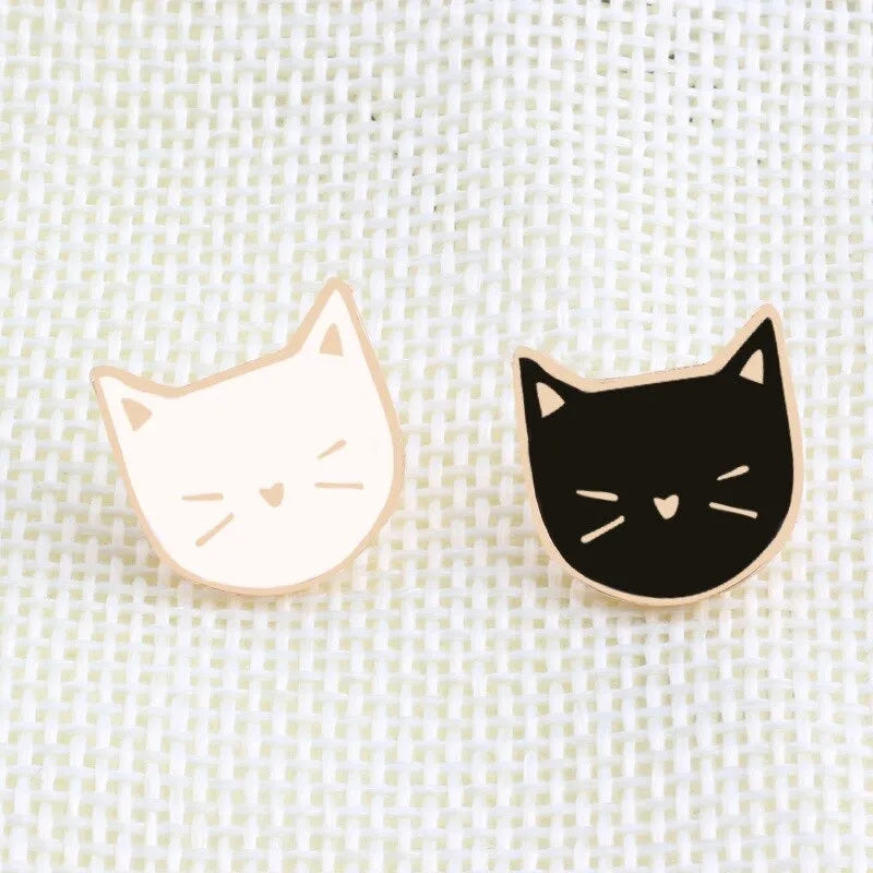 Pins Broches Alfileres Insignias de Metal Para Ropa de Gatos 2uds.